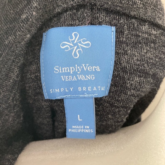 Gray Long Sleeves Sweater Size Large - Picture 5 of 8